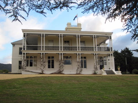 Claremont House - Sunshine Coast Guide 2