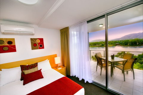 Edge Apartment Hotel - Sunshine Coast Guide 2