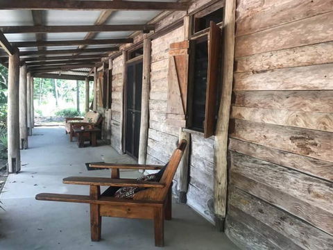 Ferns Hideaway Resort - Sunshine Coast Guide 1