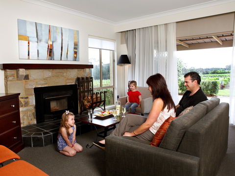 Harrigan's Hunter Valley And Accommodation - Sunshine Coast Guide 0