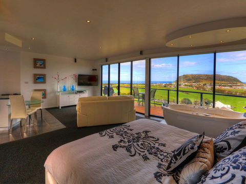Horizon Deluxe Apartments - Sunshine Coast Guide 2