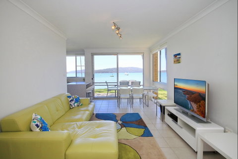 Kooringal - Sunshine Coast Guide 1