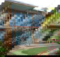 Lisianna Holiday Apartments - Sunshine Coast Guide