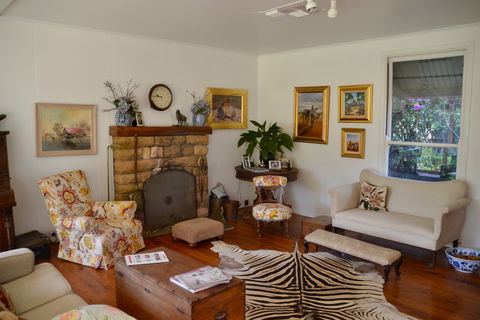 Moble Homestead - Sunshine Coast Guide 0