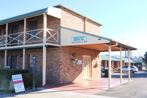 Sandstock Motor Inn - Sunshine Coast Guide 0