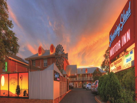 Shearing Shed Motor Inn - Open - Sunshine Coast Guide 1