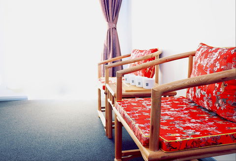 Sinofield EDU-Retreat - Sunshine Coast Guide 2