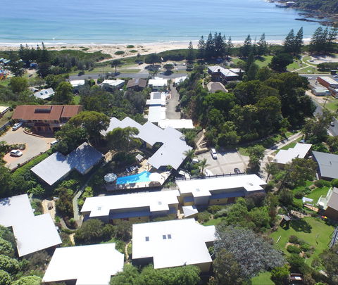 Tathra Beach House Apartments - Sunshine Coast Guide 0