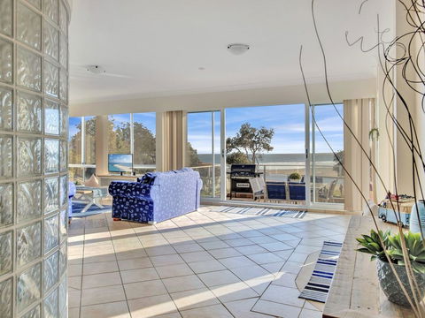 The Rotunda At Gerroa - Sunshine Coast Guide 2
