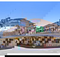 The Belmore Hotel - Sunshine Coast Guide