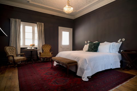 The Argyle Inn Taralga - Sunshine Coast Guide 0