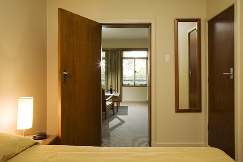 University House - Sunshine Coast Guide 2