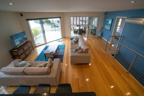 Villa Jasper Bay Of Fires - Sunshine Coast Guide 1