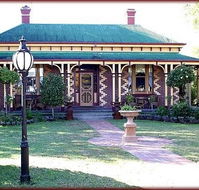Tara House Bed and Breakfast - Sunshine Coast Guide