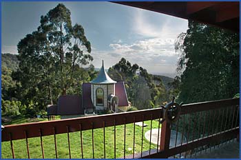 A Camelot Tower And Penthouse - Sunshine Coast Guide 2