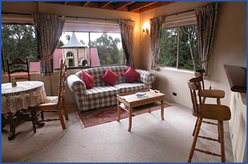 A Camelot Tower And Penthouse - Sunshine Coast Guide 4