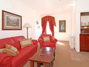Crest Castle Bed And Breakfast - Sunshine Coast Guide 0