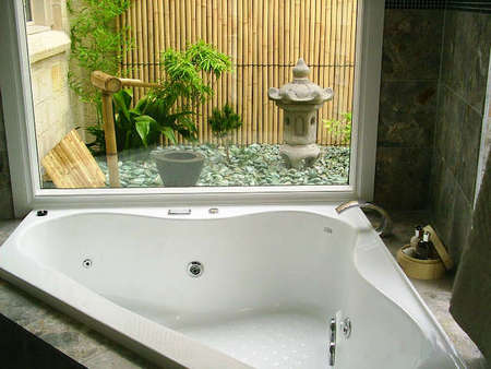 The Gatehouse At Villa Raedward - Sunshine Coast Guide 0