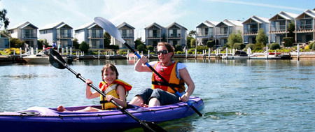 Captains Cove - Sunshine Coast Guide 2