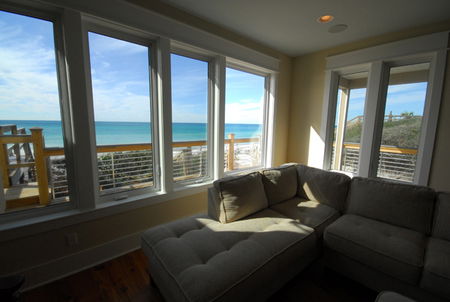 Surf Serenade - Sunshine Coast Guide 1