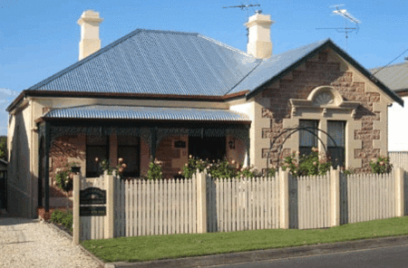 Mackenzie's On Jardine - Sunshine Coast Guide 0