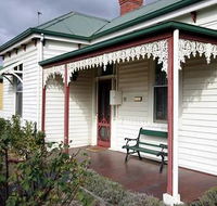 Isabella at Kyneton - Sunshine Coast Guide
