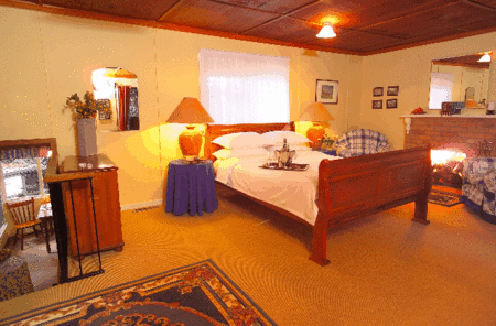 Clarendon Cottages - Sunshine Coast Guide 4