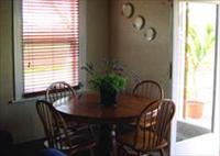 Creaton Cottage - Sunshine Coast Guide 2