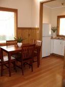 Loves Lane Cottages - Sunshine Coast Guide 5