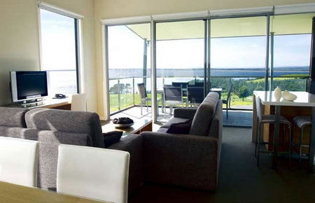 Silverwater Resort - Sunshine Coast Guide 1