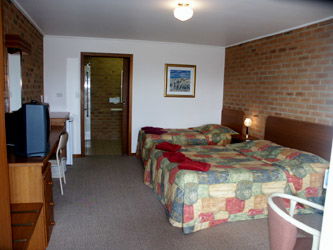 Quays Motel - Sunshine Coast Guide 2