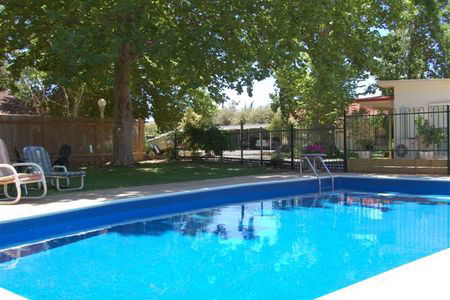 Aarinda Holiday Apartments - Sunshine Coast Guide 4