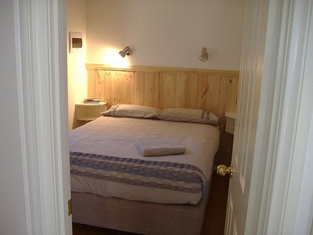 Yackandandah Holiday Park - Sunshine Coast Guide 1