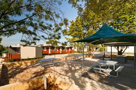 Airport Tourist Village Melbourne - Sunshine Coast Guide 2