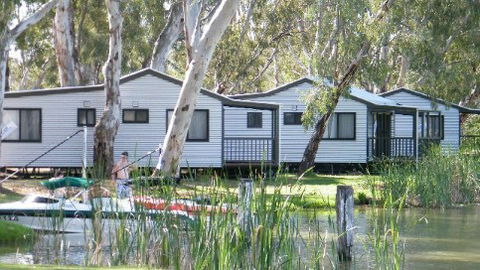 Cohuna Waterfront Holiday Park - Sunshine Coast Guide 3