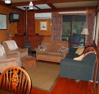 Lyle Hill Accommodation - Sunshine Coast Guide