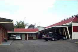 Arrowyn Motel - Sunshine Coast Guide 0