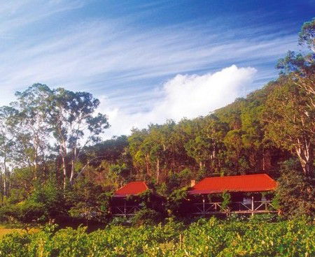 Cedar Creek Cottages - Sunshine Coast Guide 0