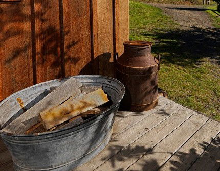 Cedar Creek Cottages - Sunshine Coast Guide 4