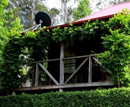 Cedar Creek Cottages - Sunshine Coast Guide 5
