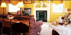 Australian Hotel - Sunshine Coast Guide 2