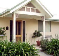 Wagga Wagga Forget Me Not Cottages - Sunshine Coast Guide