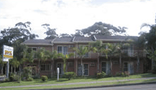 Mollymook Paradise Haven Apartment Motel - Sunshine Coast Guide