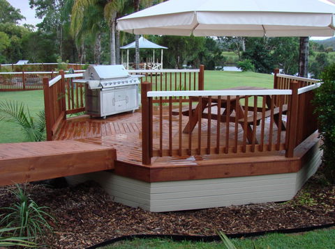 Clarence River Bed & Breakfast - Sunshine Coast Guide 1