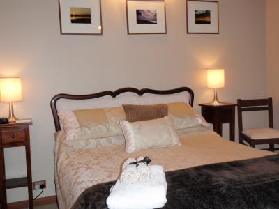 Rooftops Bed & Breakfast - Sunshine Coast Guide 5