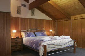 Black Dolphin Townhouse And Apartment - Sunshine Coast Guide 3