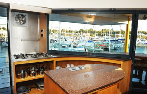 Aqua Marine - Sunshine Coast Guide 1