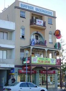 Surfside Coogee Beach - Sunshine Coast Guide 0