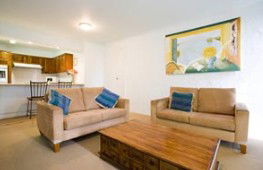 Pacific Apartments - Sunshine Coast Guide 4