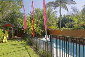 Abaca - Sunshine Coast Guide 0